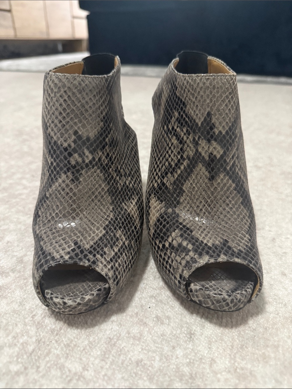 Michael Michael Kors Snakeskin Print Peep Toe Booties Heels Size 6.5